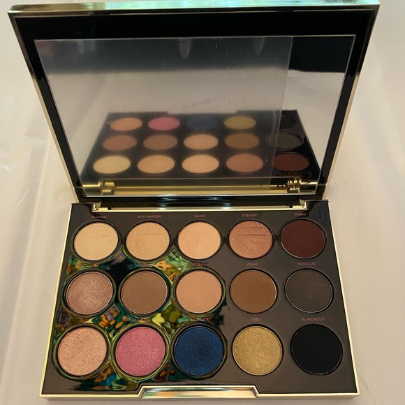 Urban Decay Other - Urban Decay x Gwen Stefani Eyeshadow Palette